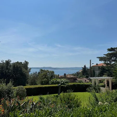 With A View Sainte-Maxime